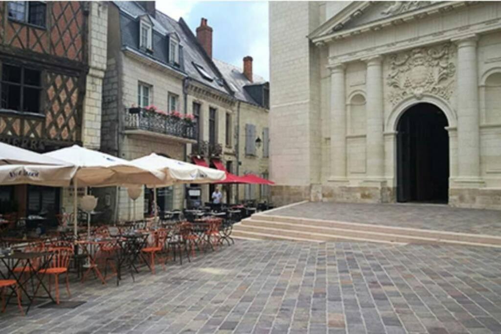 Bel Appartement 50M2 En Plein Centre De Saumur Exteriér fotografie